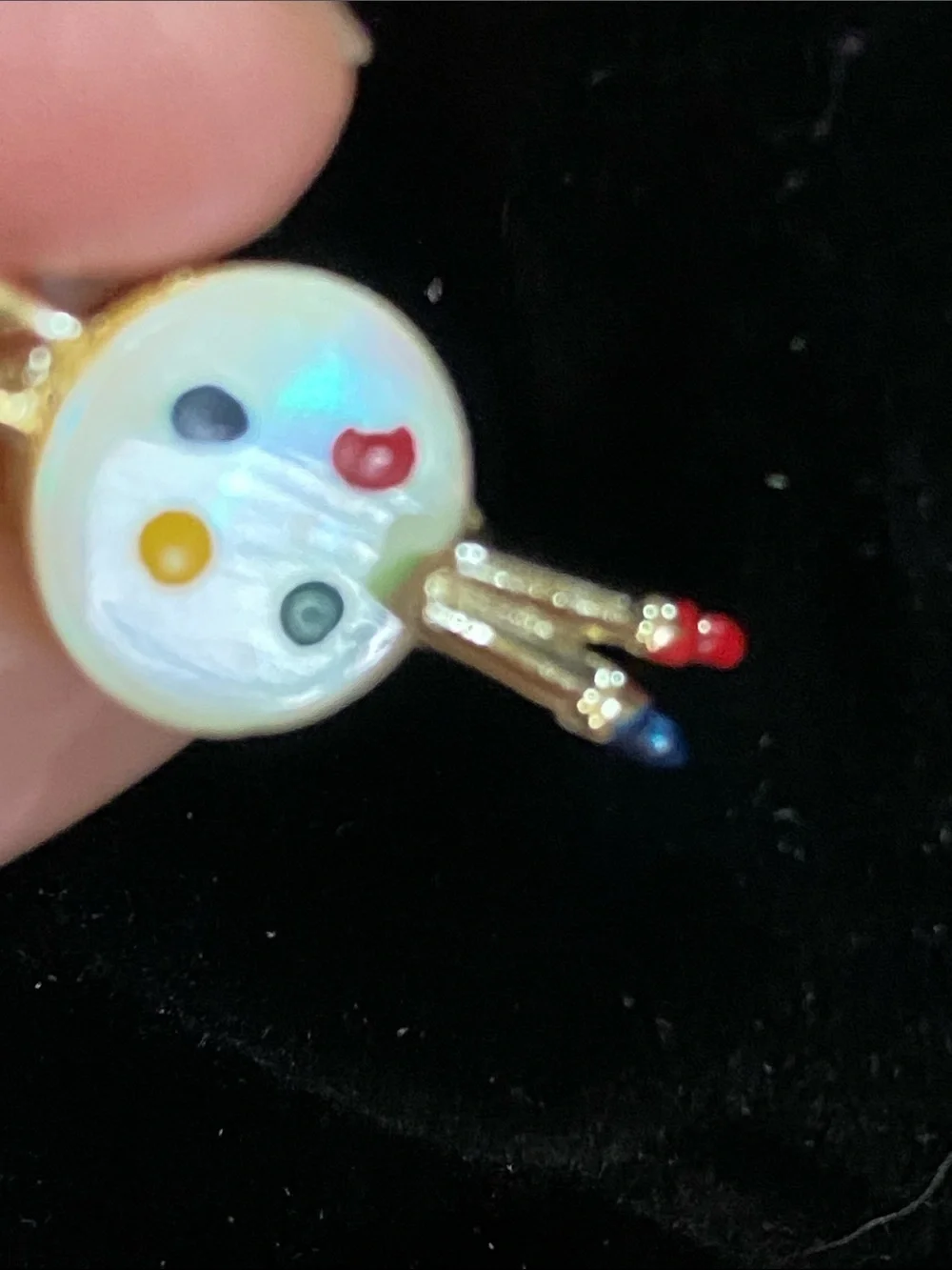 Small artist palette brooch mother of pearl pin accent or tie tac silver tone